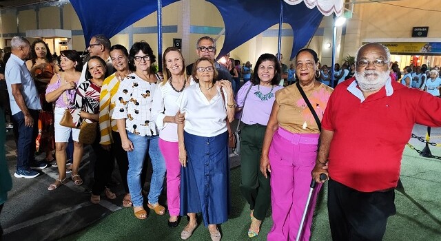155 idosas vão ao circo em Feira de Santana ft Ed Santos Acorda Cidade5