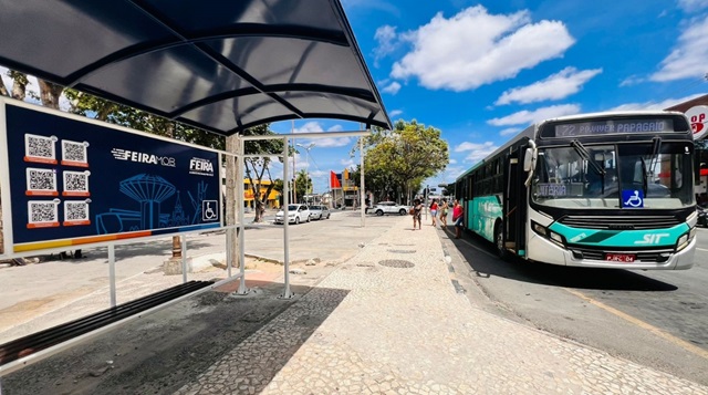 ponto de ônibus na praça do nordestino ft secom andrews pedra branca2