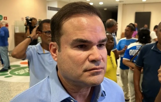 Cacá Leão