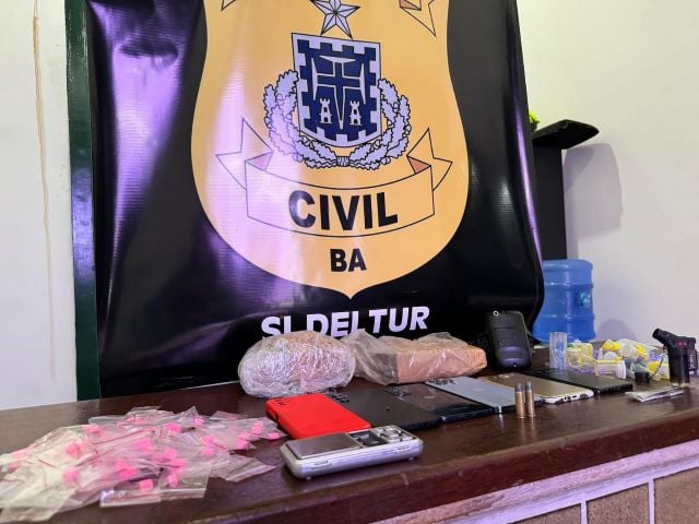 Seis pessoas são presas em flagrante pela Polícia Civil no Centro Histórico