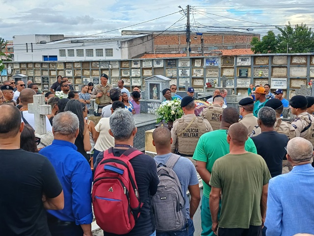 Sepultamento de Militar