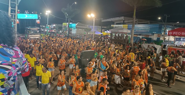 Bloco Poli Mania