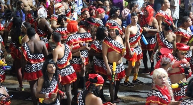 Lá vem elas foto