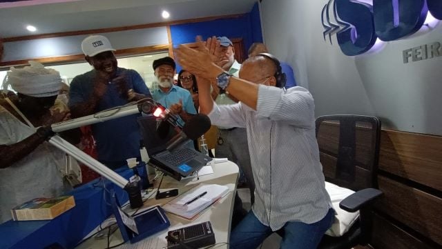 Aniversário de Dilton Coutinho FT Iasmim Santos Acorda Cidade