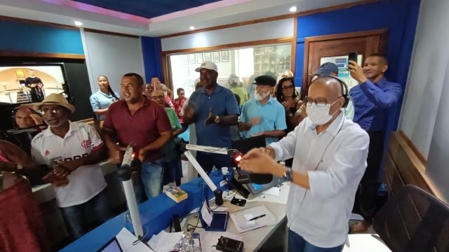Aniversário de Dilton Coutinho FT Iasmim Santos Acorda Cidade