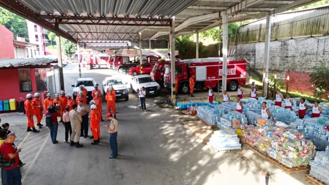 Mais 25 bombeiros baianos viajam para ajudar nos trabalhos de resgate do Rio Grande do Sul