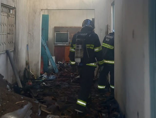 bombeiros - incêndio em Jequié1