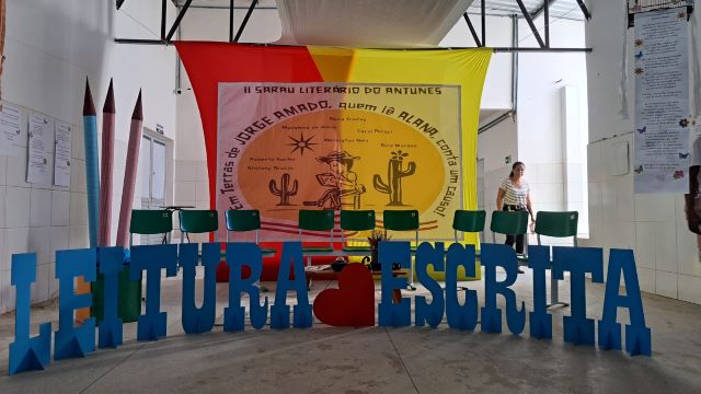 Sarau Literário na Escola Municipal Antônio Antunes dos Santos