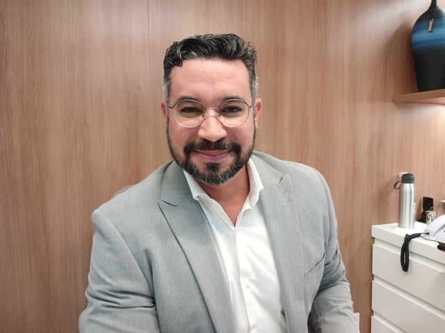 Médico dermatologista