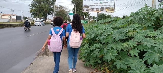 Entrada do Feira Vl - estudantes