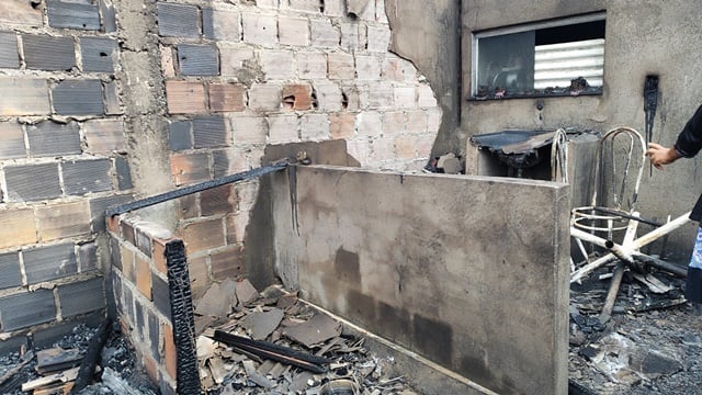 Incêndio em residência