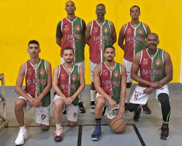 time de basquete