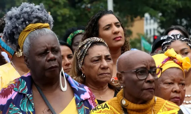 Conceição Evaristo - Anielle Franco - mãe de Marielle - manifestação