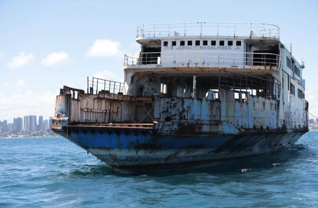 ferryboat afundado