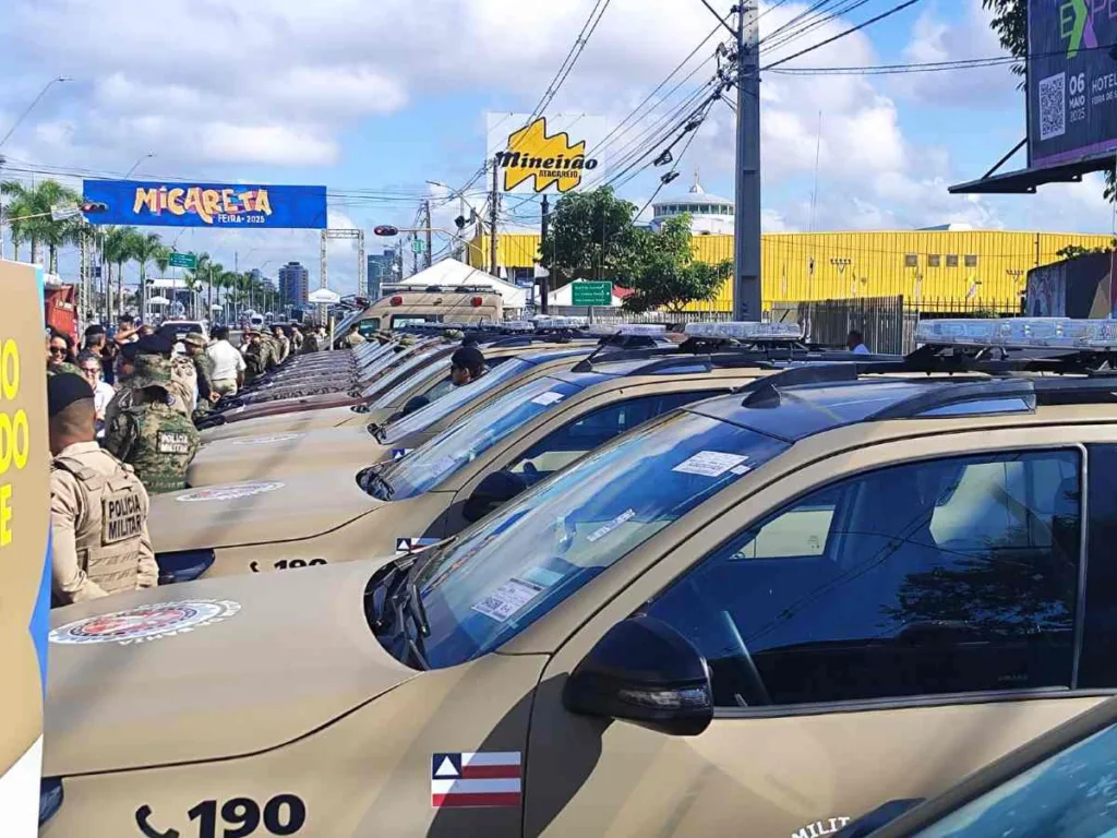 Entrega de Viaturas da PM