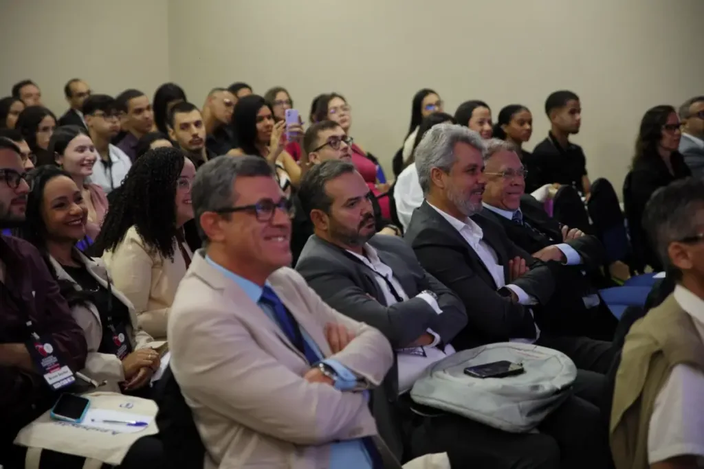 Simpósio debate atendimento de emergências cardiovasculares neste sábado (26)