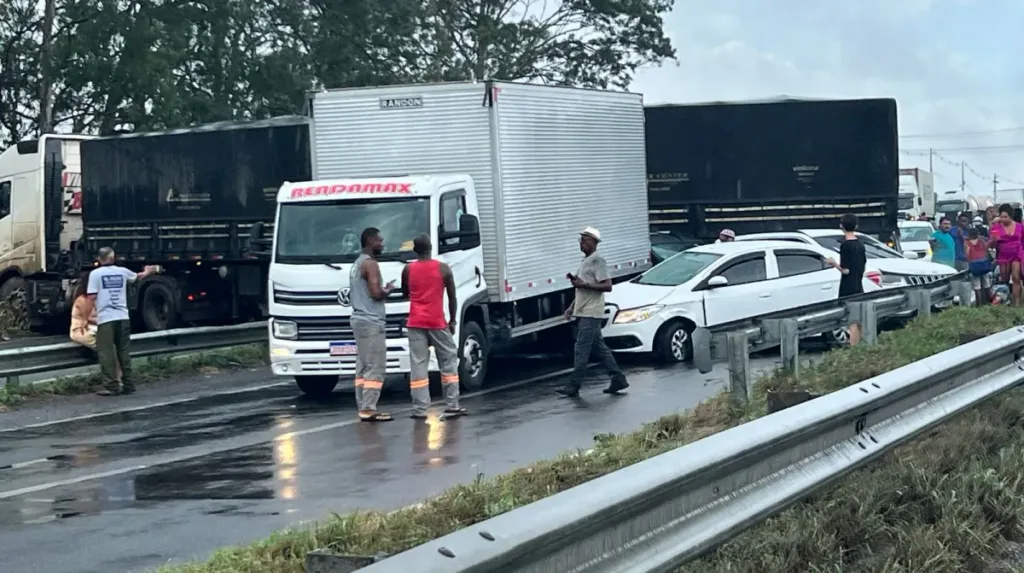 acidente na BR-324