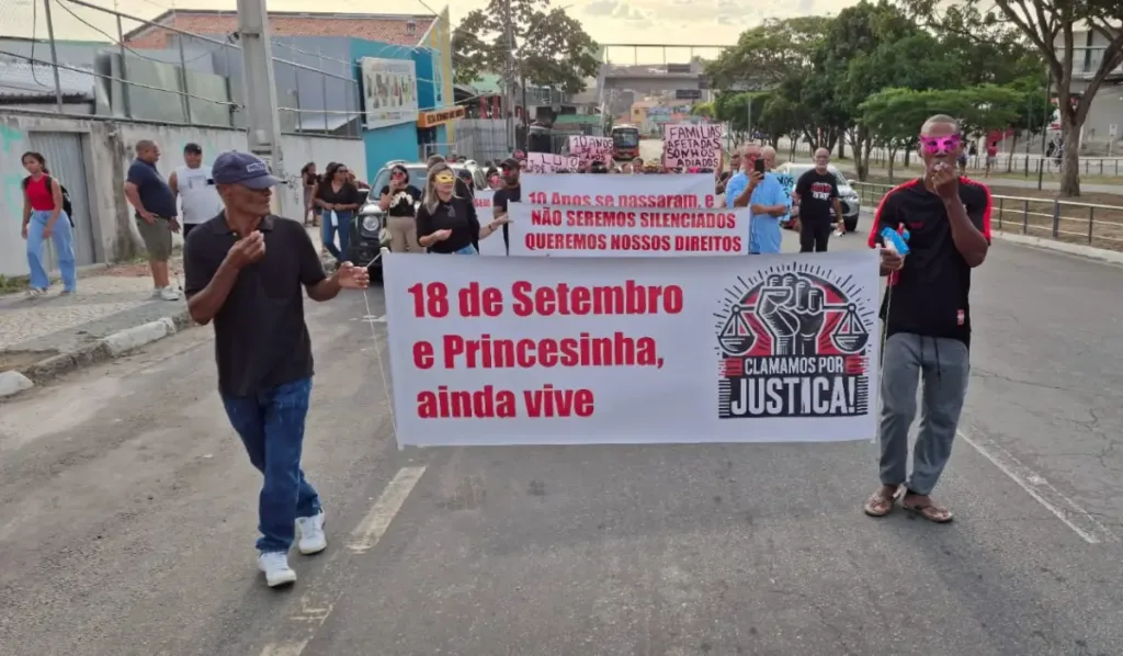 Rodoviários realizam manifestação por direitos trabalhistas