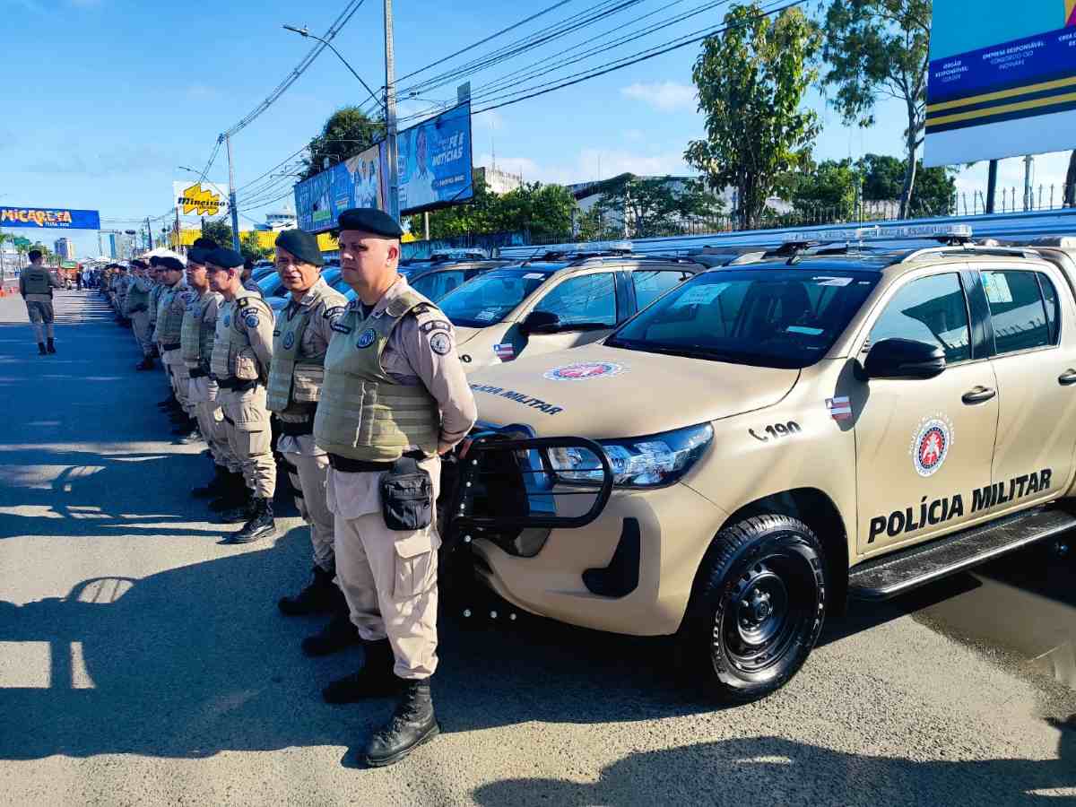 Entrega de Viaturas da PM