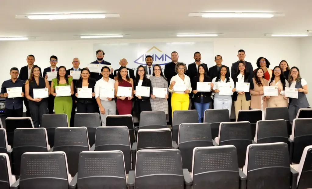 Premiação de professores na Esmam