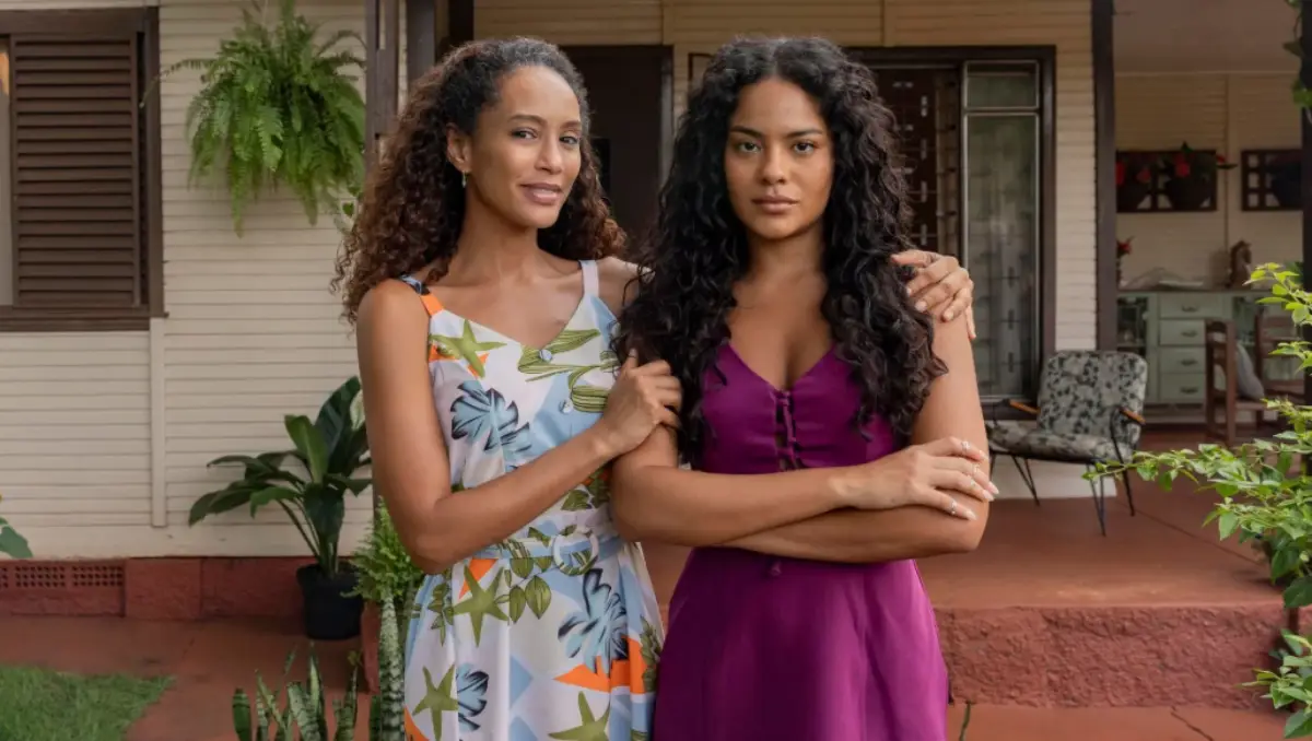 Raquel (Taís Araujo) e Maria de Fátima (Bella Campos) - vale tudo