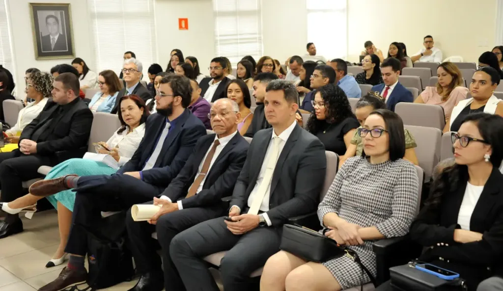 Premiação de professores na Esmam