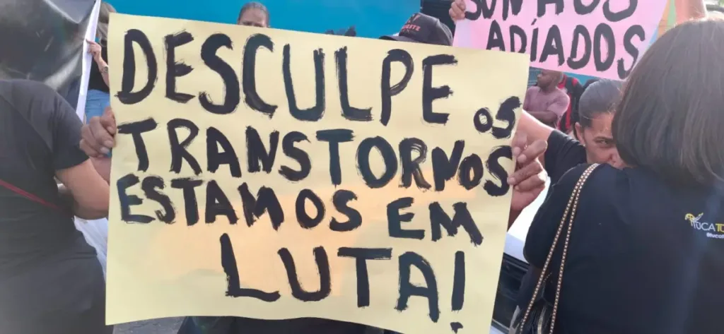 Rodoviários realizam manifestação por direitos trabalhistas