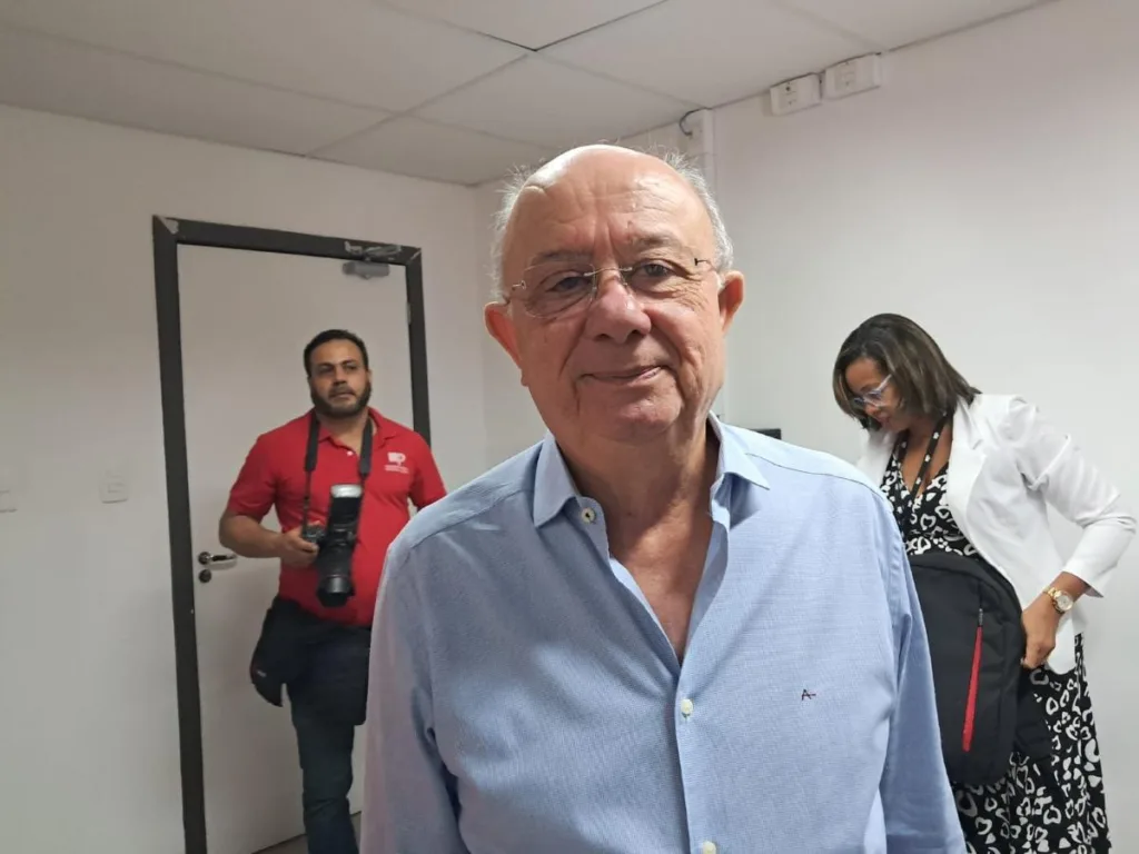 prefeito José Ronaldo