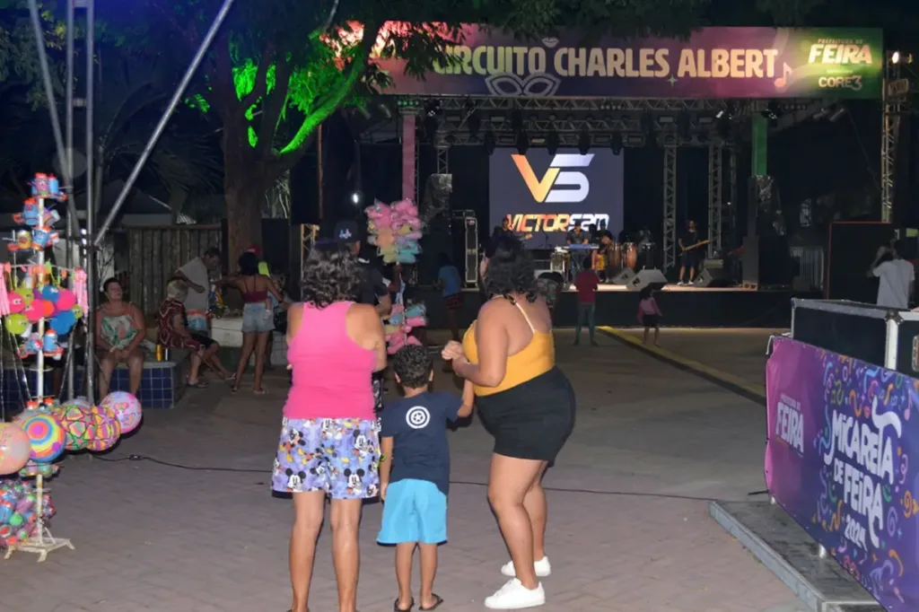 Micareta - Praça da Kalilândia - Charles Albert - kids