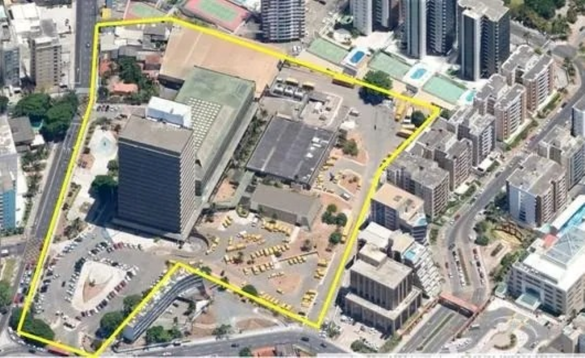 Prédio dos Correios no bairro da Pituda, em Salvador