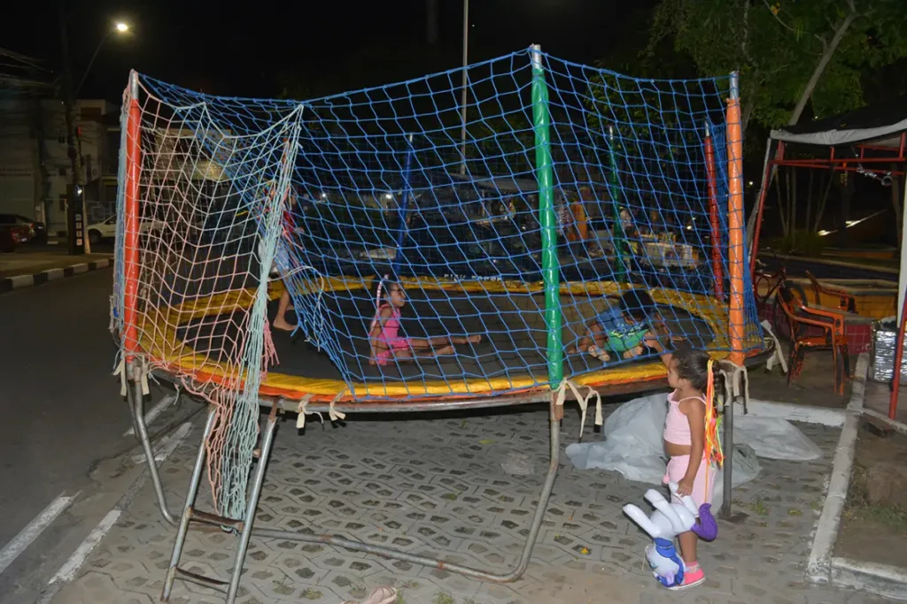 Micareta - Praça da Kalilândia - Charles Albert - kids