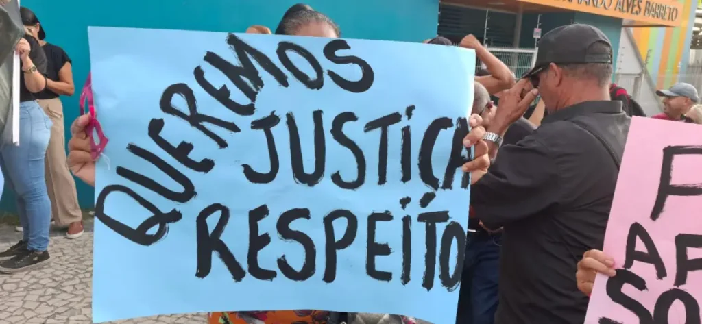 Rodoviários realizam manifestação por direitos trabalhistas
