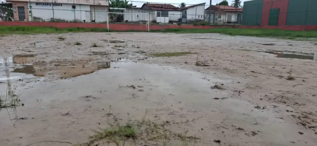 Campo de futebol no bairro Conceição