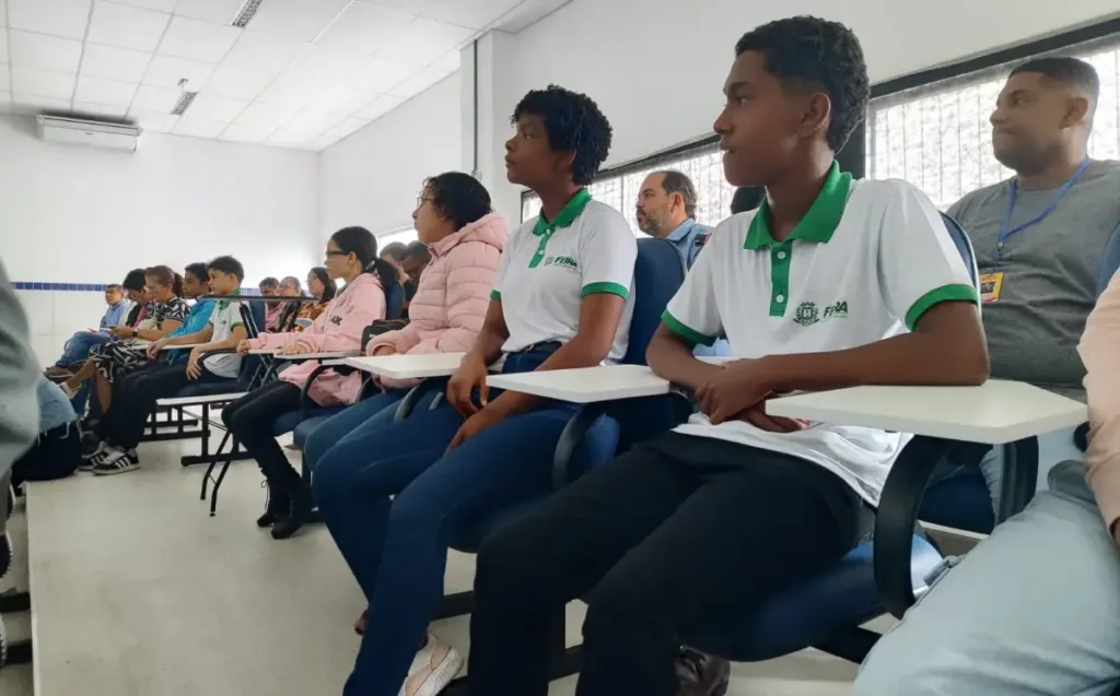 projeto de ensino em 3D em escolas da rede municipal