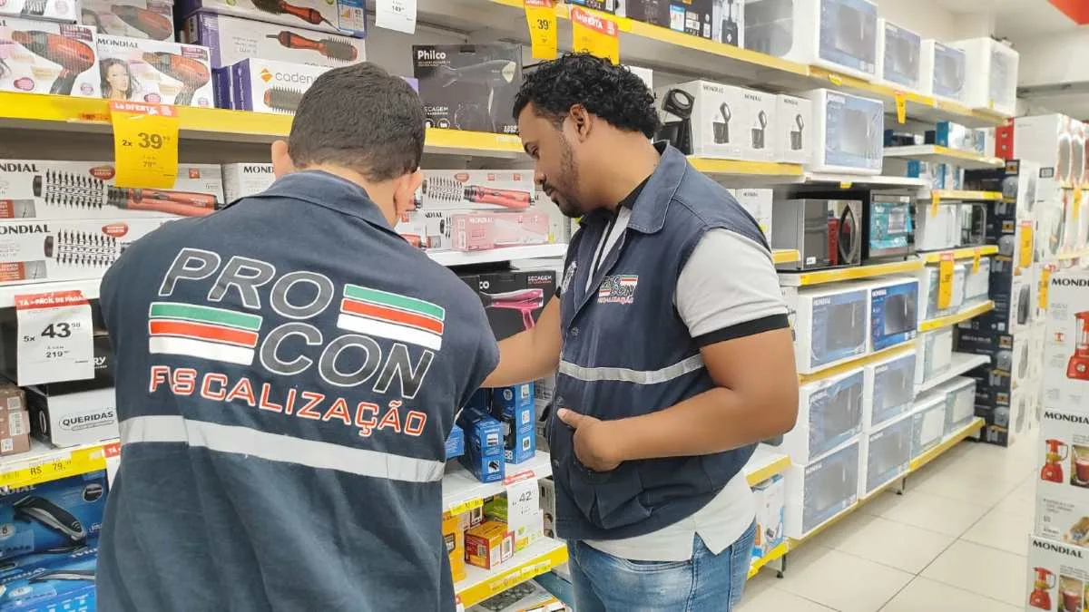 Dia dos Namorados operação do Procon segue na fiscalização de estabelecimentos em Feira de Santana