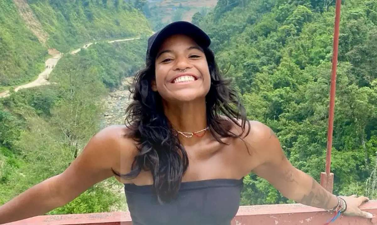 Juliana Brasileira desaparecida em trilha na Indonésia