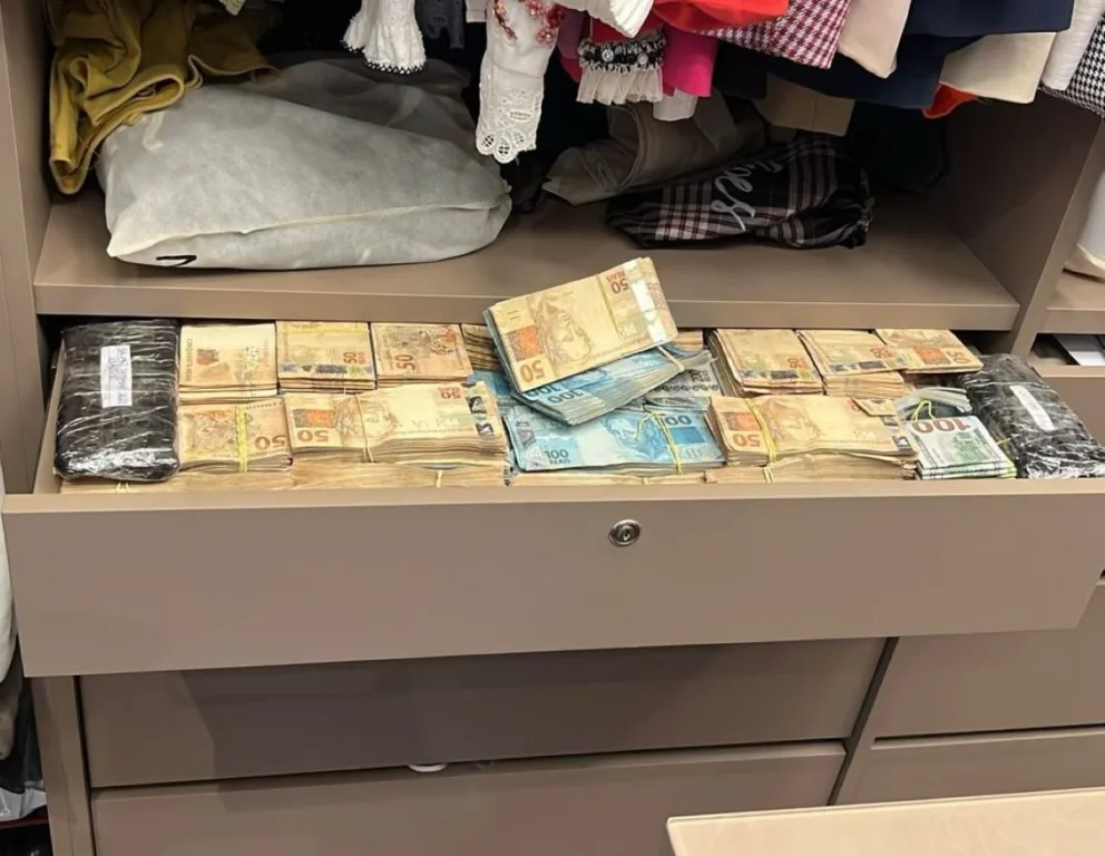 dinheiro apreendido na operação Overclean 4
