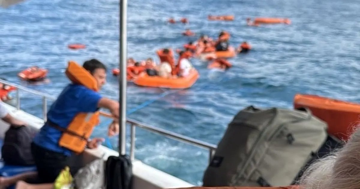 Embarcações colidem a caminho de Morro de São Paulo