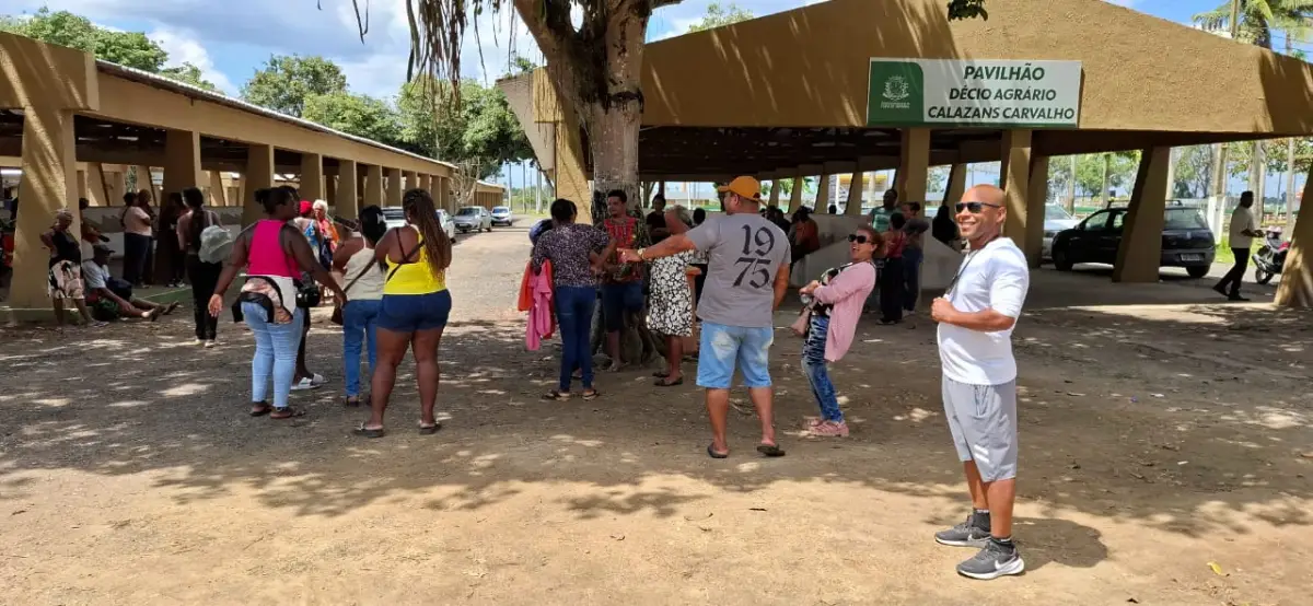 Ambulantes criticam desorganização no cadastramento do comércio informal para 46ª Expofeira