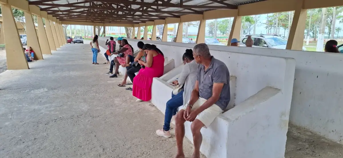 Ambulantes criticam desorganização no cadastramento do comércio informal para 46ª Expofeira