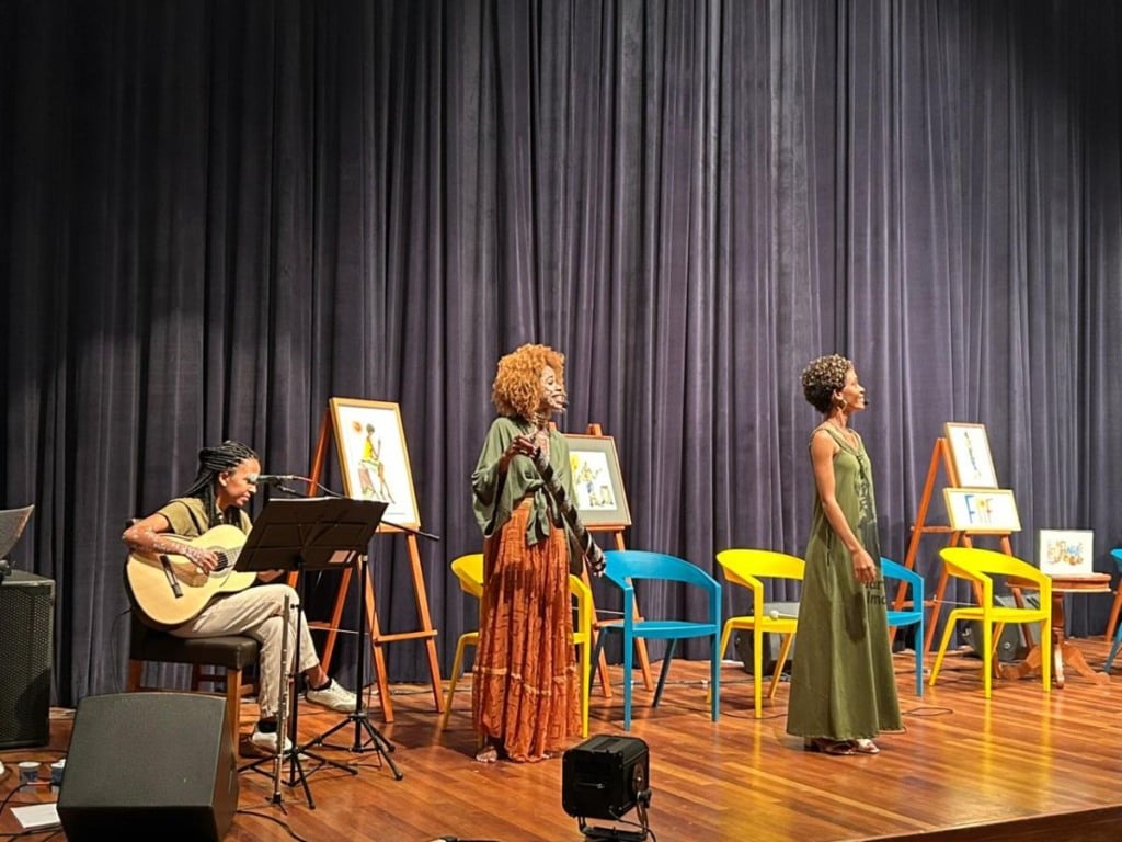 Recital de poesia com Denise Fersan
