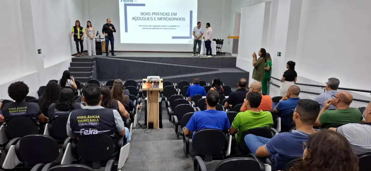 Evento de boas práticas para em açougues e mercadinho de Feira de Santana