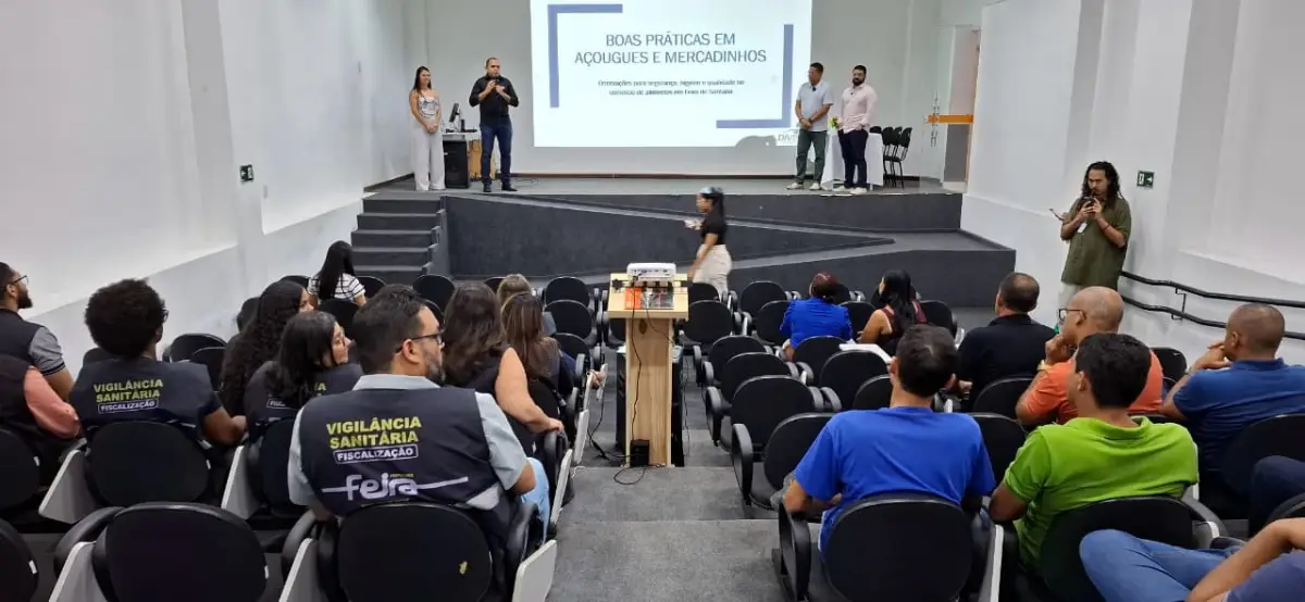 Evento de boas práticas para em açougues e mercadinho de Feira de Santana