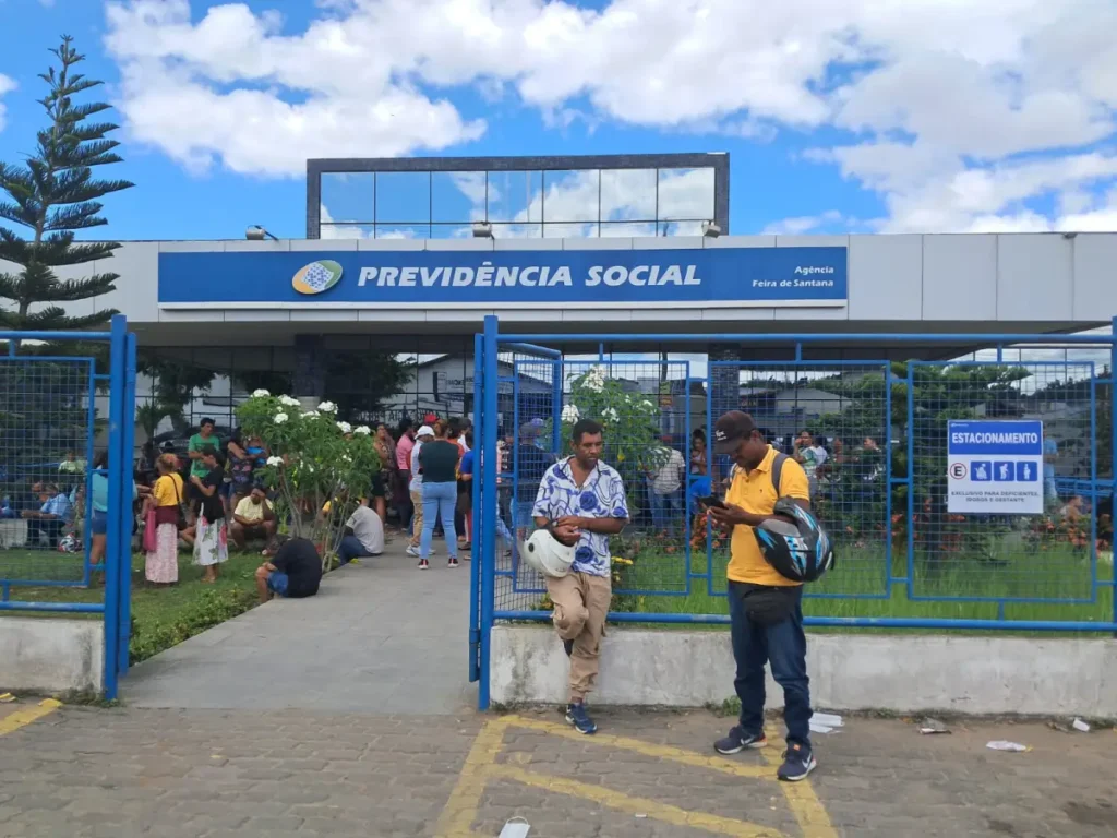 Mutirão do INSS em Feira de Santana para solicitar e atualizar BPC