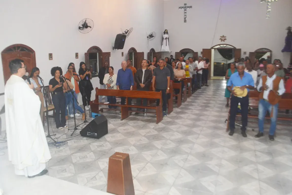 abertura da Festa do Vaqueiro em Ipuaçu