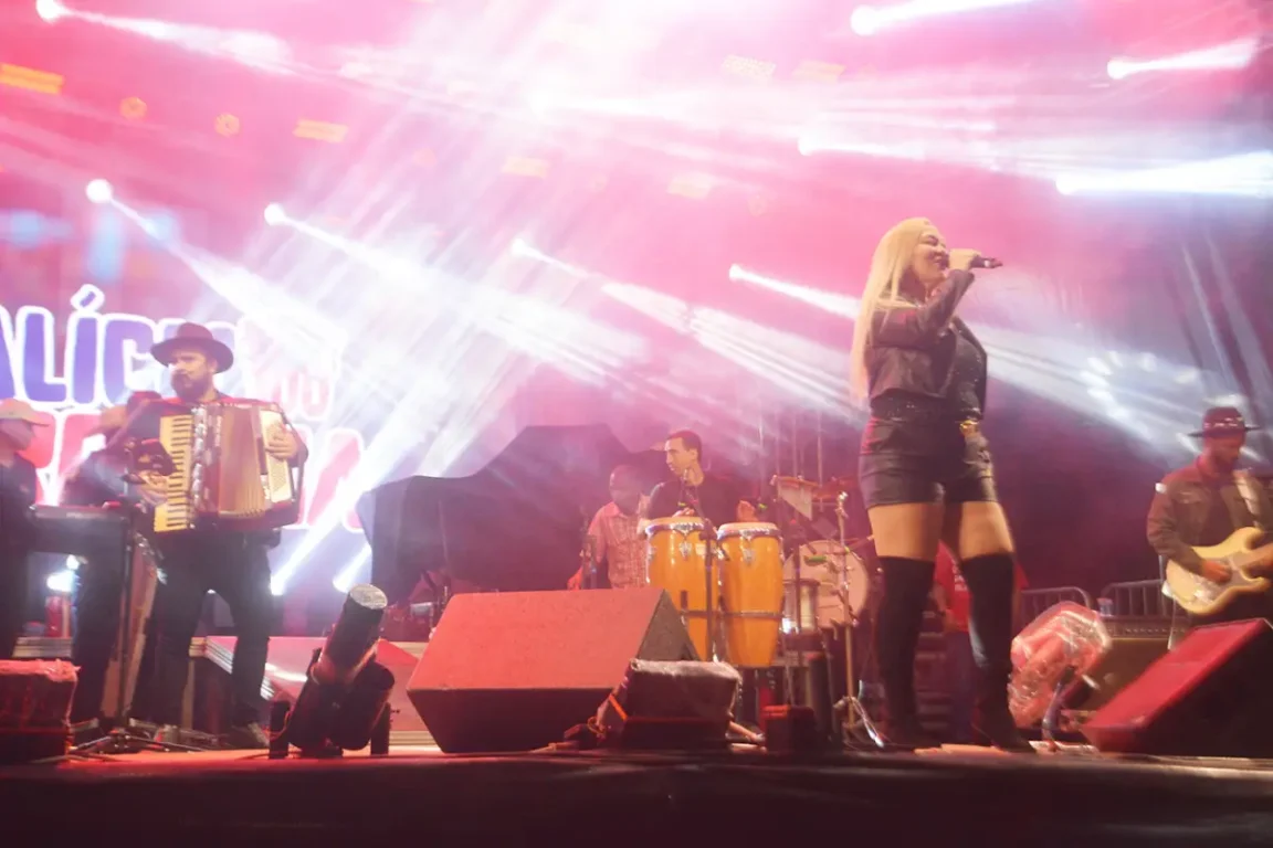 abertura da Festa do Vaqueiro em Ipuaçu