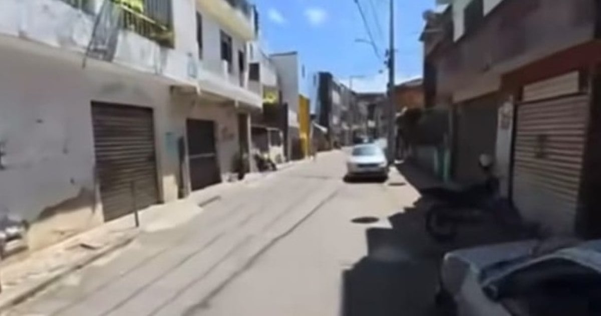 Repórter da TV Bahia é ameaçado ao vivo em Salvador