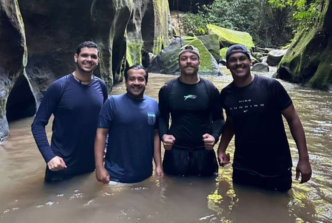 Trilha em Oliveira dos Campinhos