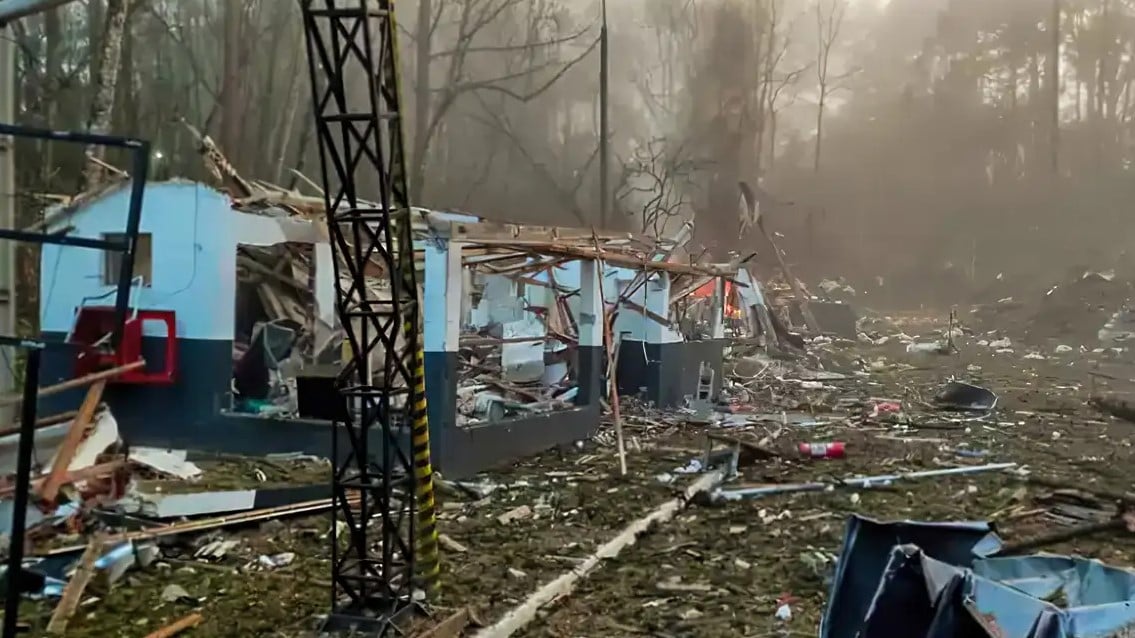 Explosão em fábrica no Paraná causa morte de nove funcionários