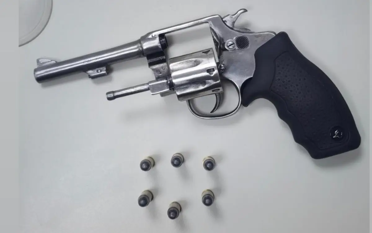 apreensão de arma e drogas em Feira de Santana